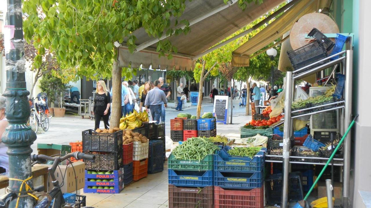 Cosy Guesthouse-Souterrain With Garden In City Center Corinth Exteriör bild